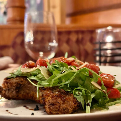 Features at Sarento's Italian Restaurant